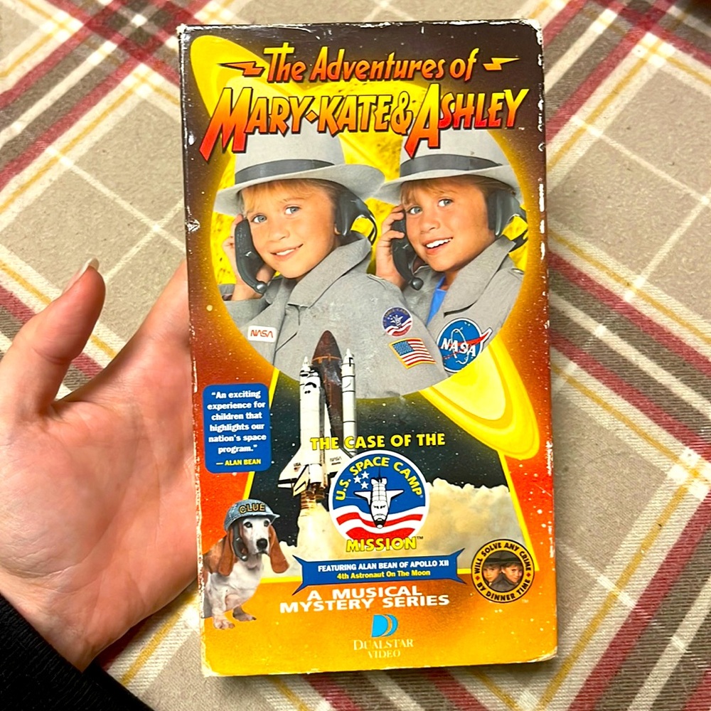1996 The Adventures of Mary-Kate & Ashley Case of the U.S. Space Camp Mission 🚀